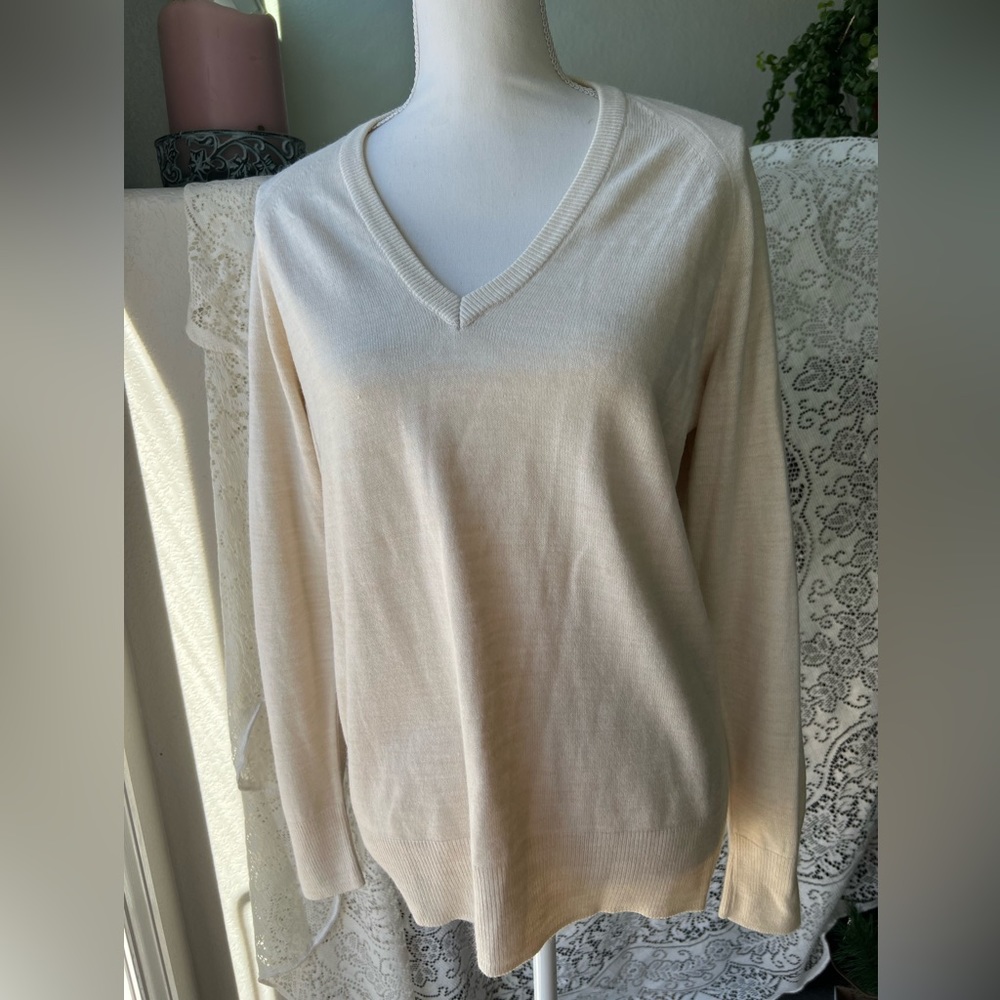 Vintage cream sweater